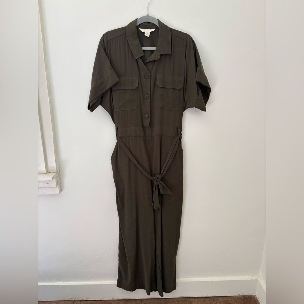 H&M Olive Green Jumpsuit size 8 EUC